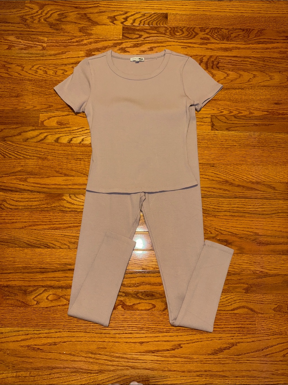 NWOT snatched shirt & leggings set